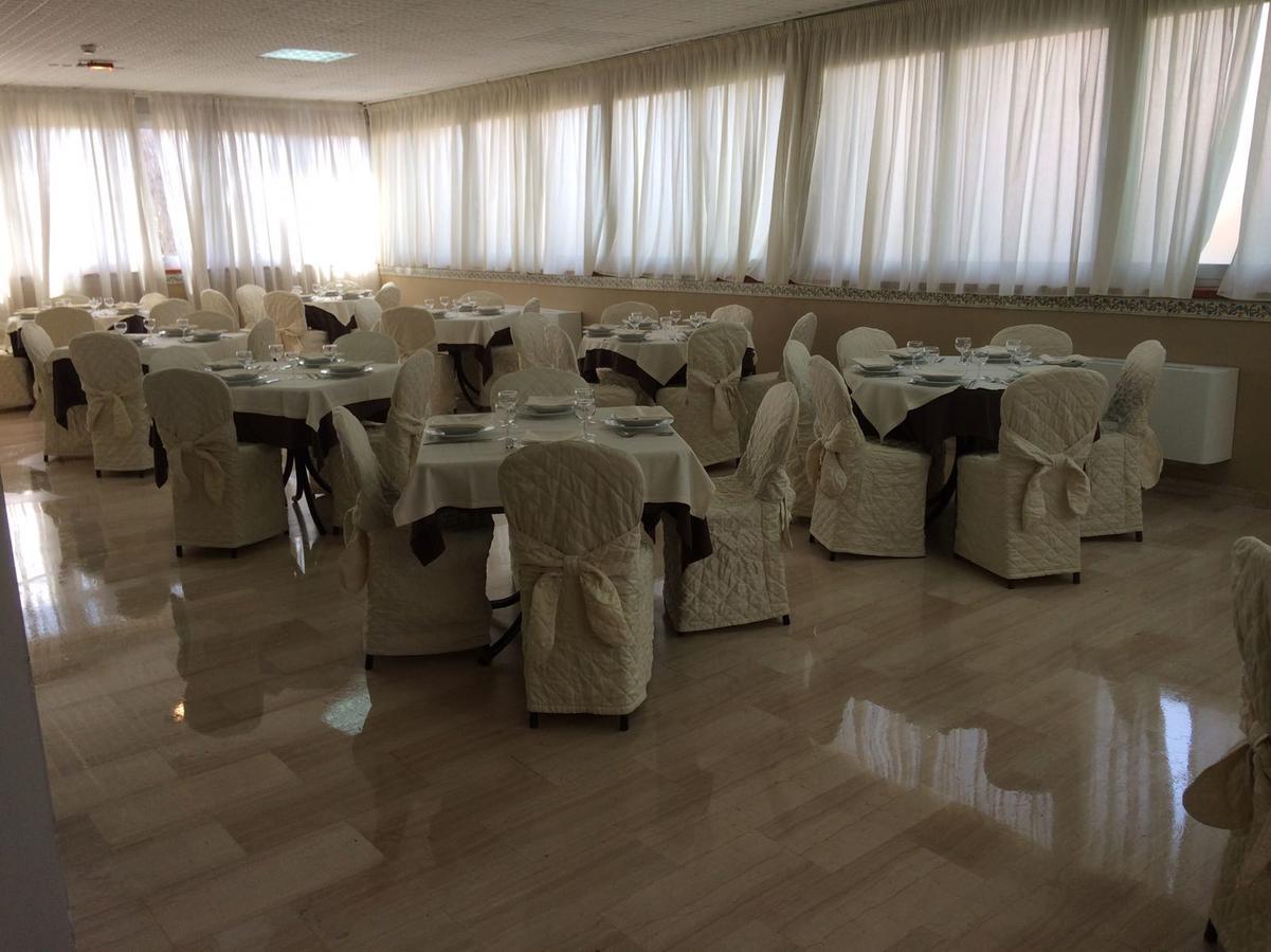 Park Hotel Бая Домиция Екстериор снимка
